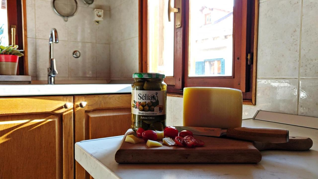 Apartment Stradun In The Heart Of Old
